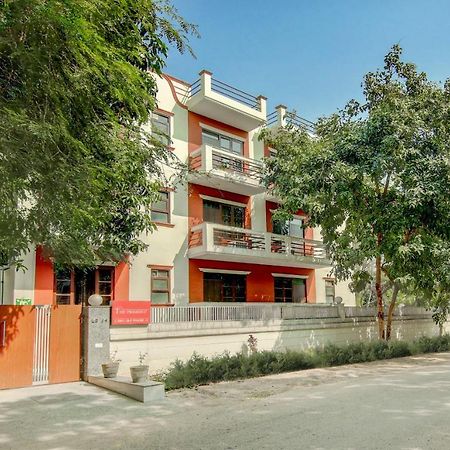 Treebo Iffco Chowk 구르가온 외부 사진