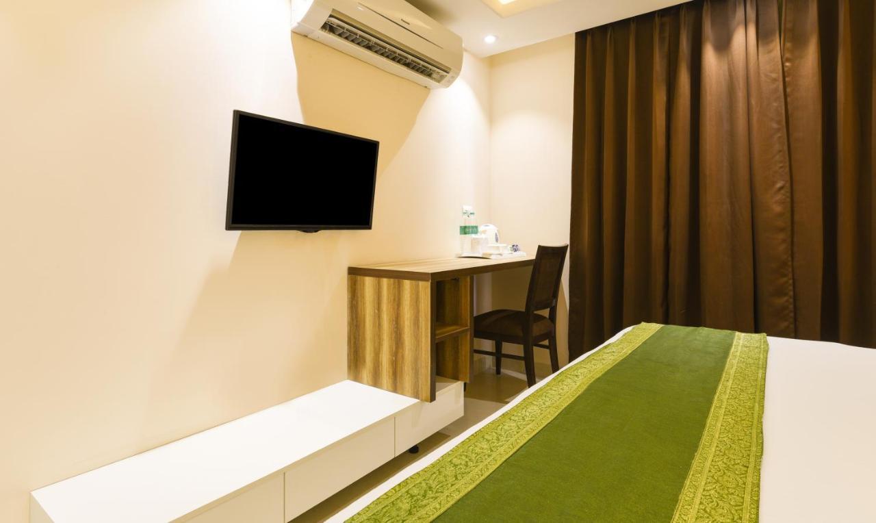 Treebo Iffco Chowk 구르가온 외부 사진