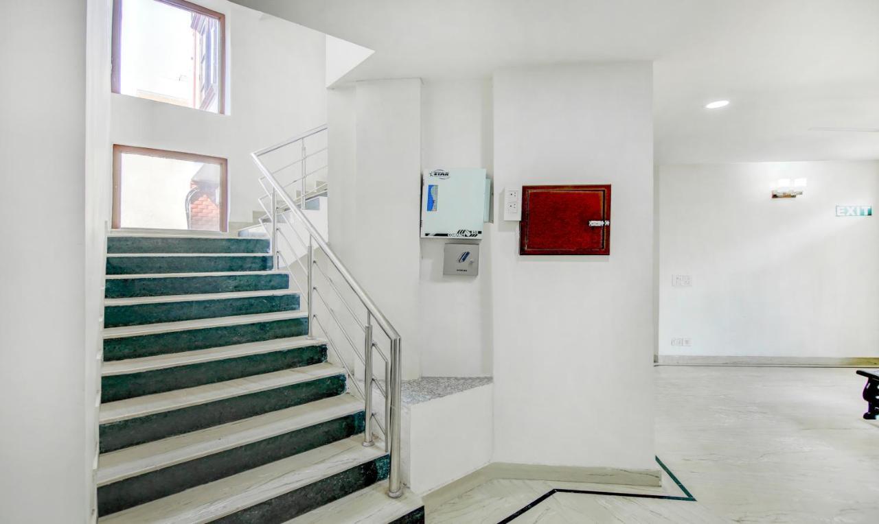 Treebo Iffco Chowk 구르가온 외부 사진