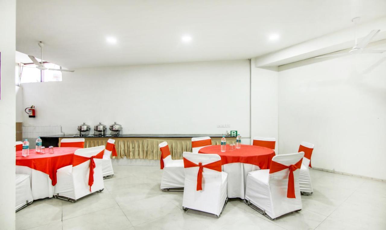 Treebo Iffco Chowk 구르가온 외부 사진